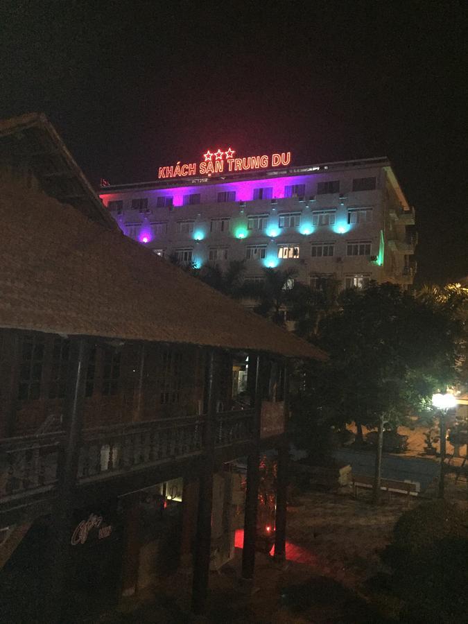 Trung Du Hotel Vinh Yen Buitenkant foto